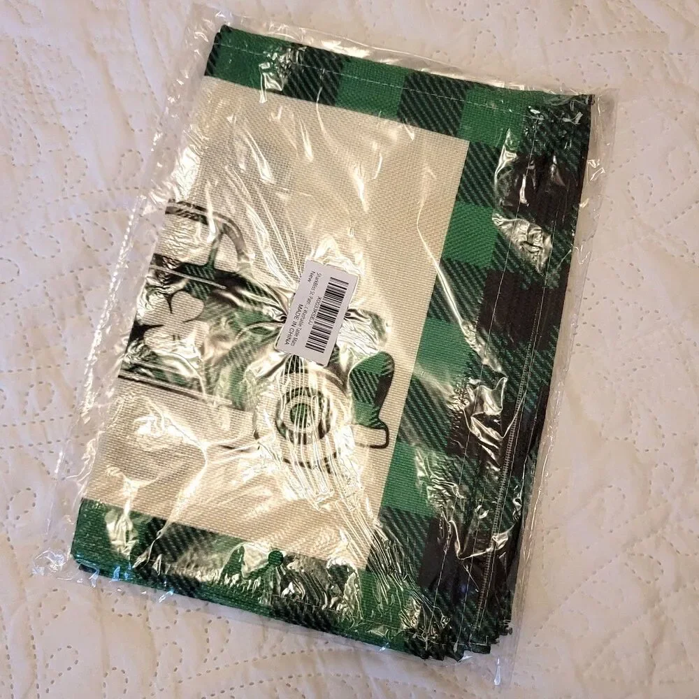 SharkBliss 4 PK St Patty's Day Decor Burlap Fabric Placemats